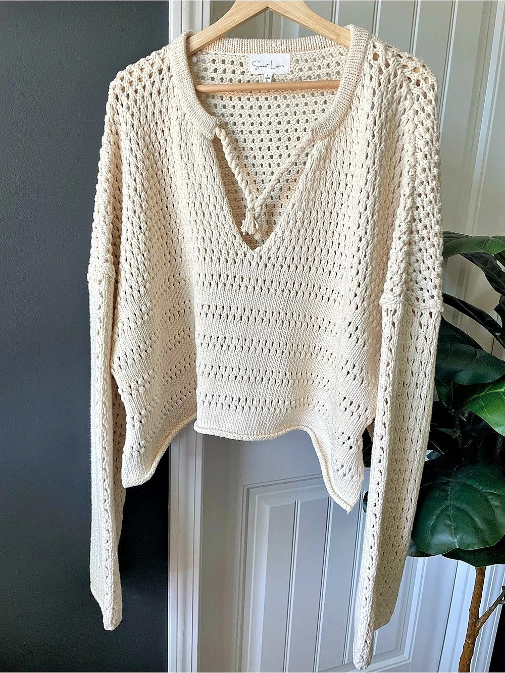 Sweet Lemon Cream Crochet Open Knit Sweater Cropped V-Neck Boho Boxy Fit Sz L
